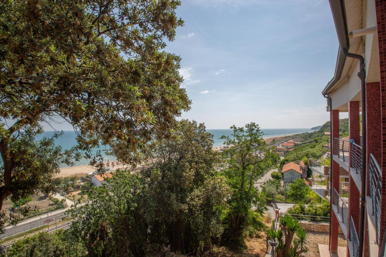Abruzzodamare Amazing Apartments With Romantic Sea View Francavilla Al Mare Exterior foto